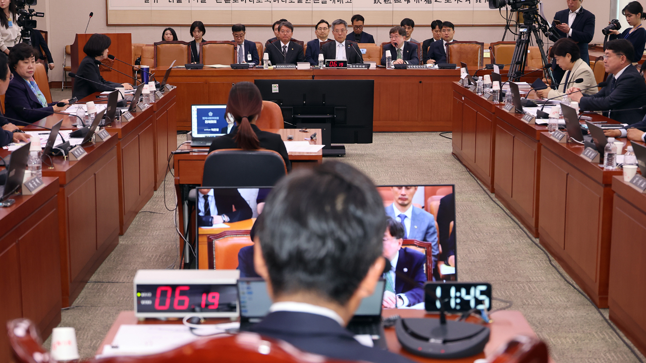 [속보] “대통령되면 형사재판 중지” 형소법 개정안, <br>민주당 주도 법사위 상정​