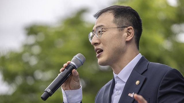 김상욱, 민주당 입당…“더 건강한 민주당 만들어 국민 위한 정치할 것”