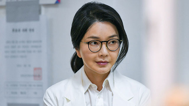 특검 “김건희 집사, 직접 출석 의사 밝혀라”