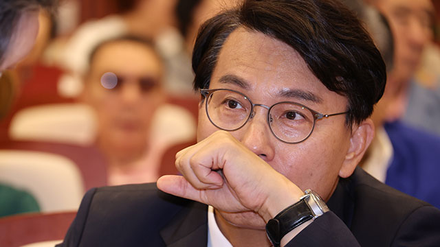 [속보] 윤상현, 김건희특검 출석…‘윤 공천개입’ 의혹 조사