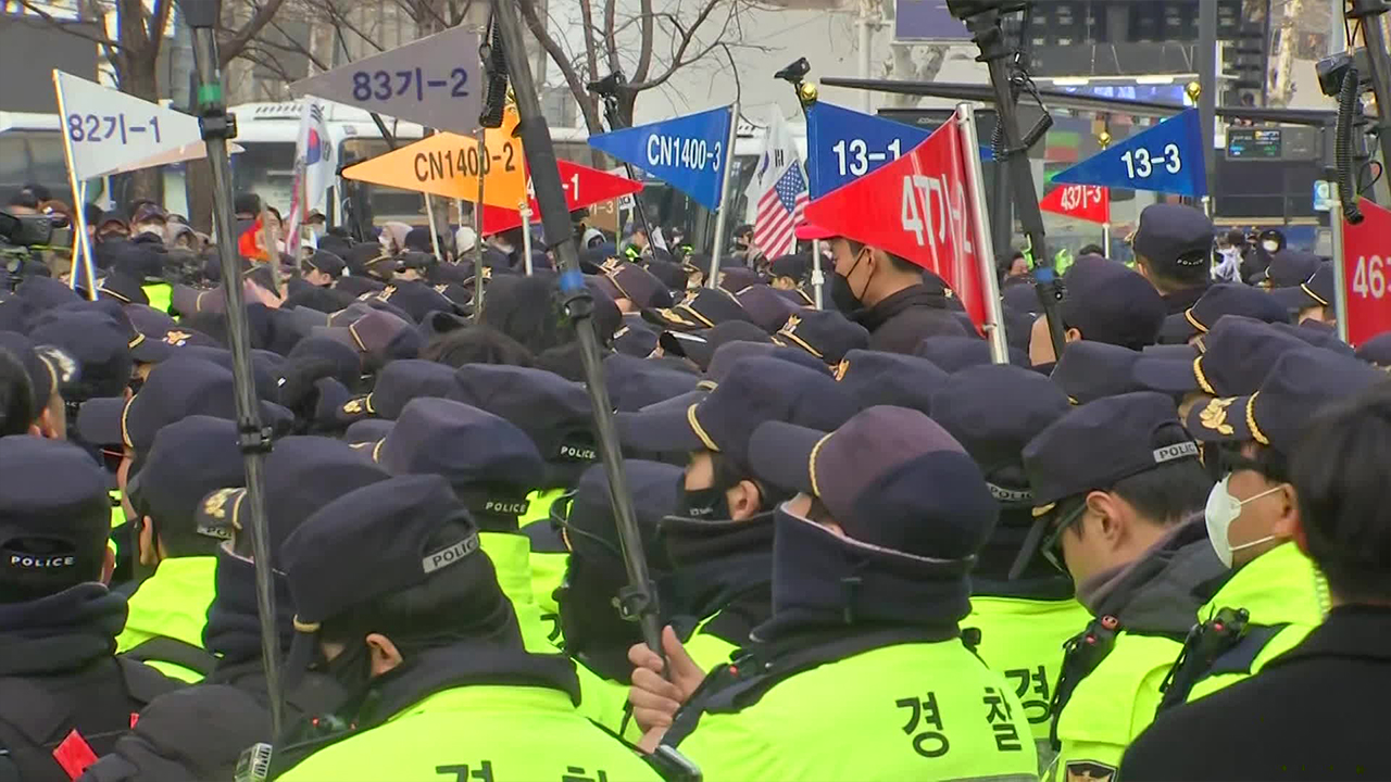 “선관위 중국인”·“중국 공안 경찰”…퍼지는 음모론