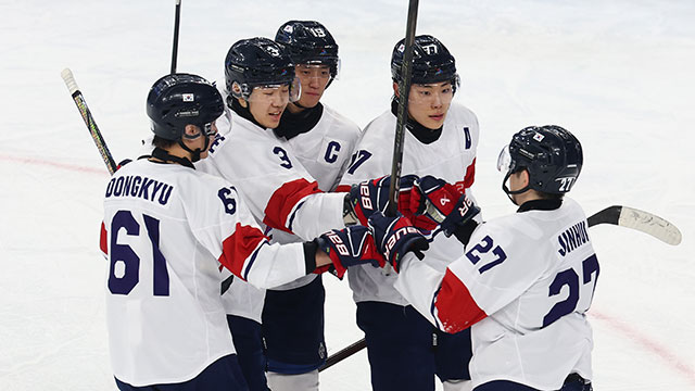 동계아시안게임 남자 아이스하키, 한일전 5-2 완승…3연승 질주