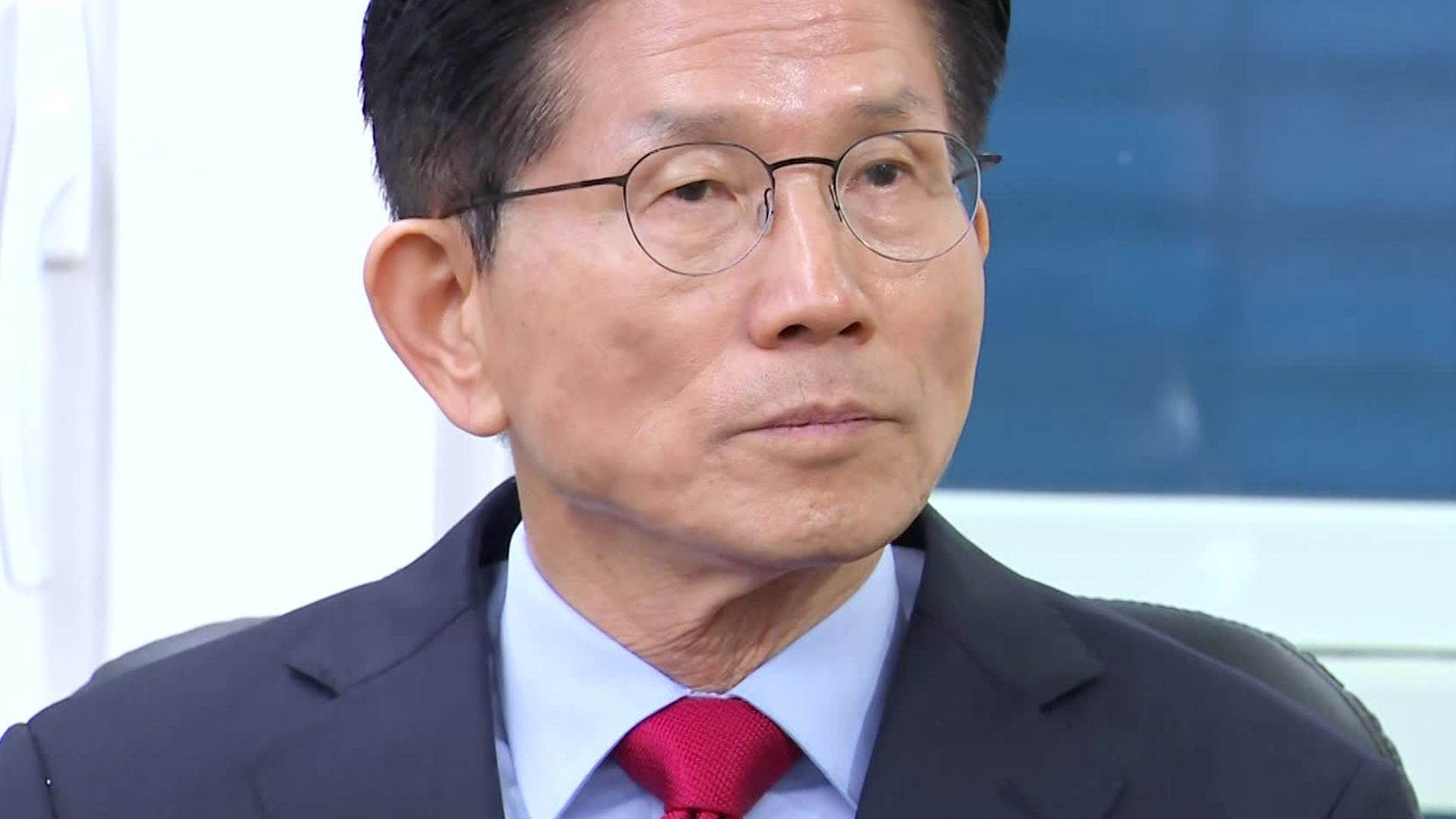 김문수 “야밤의 정치 쿠데타”…효력정지 가처분 신청