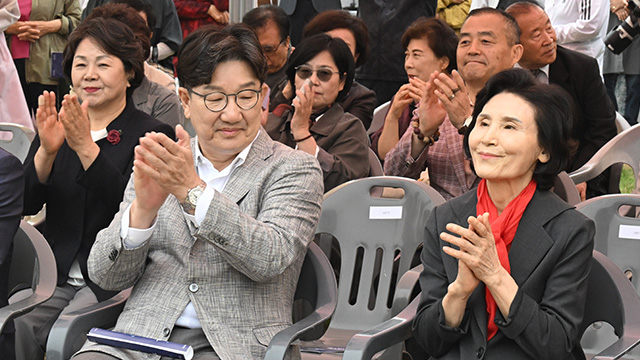 ‘김문수 배우자’ 설난영, 권성동과 강원 지원 유세