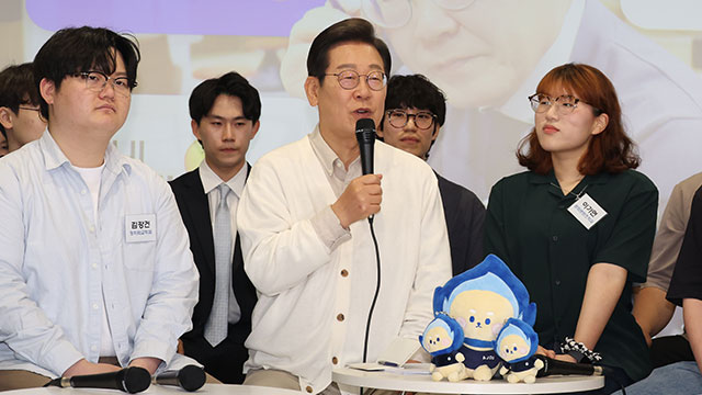 이재명 “사법개혁, 지금은 논의할 때 아냐…남북 정상회담 당연히 해야”