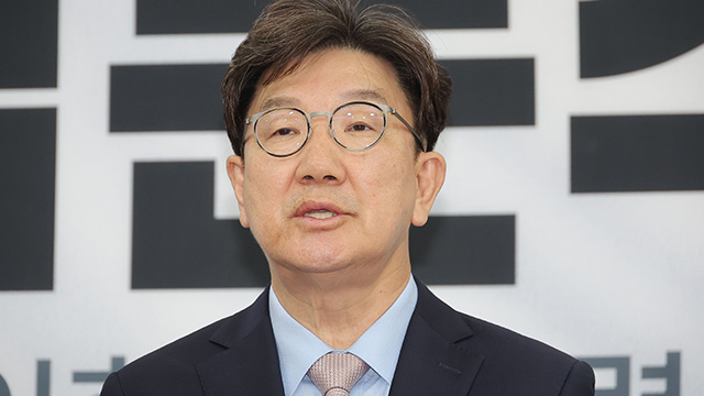 권성동 “이재명 HMM 부산 이전 말장난…거짓말로 부산 시민 우롱”