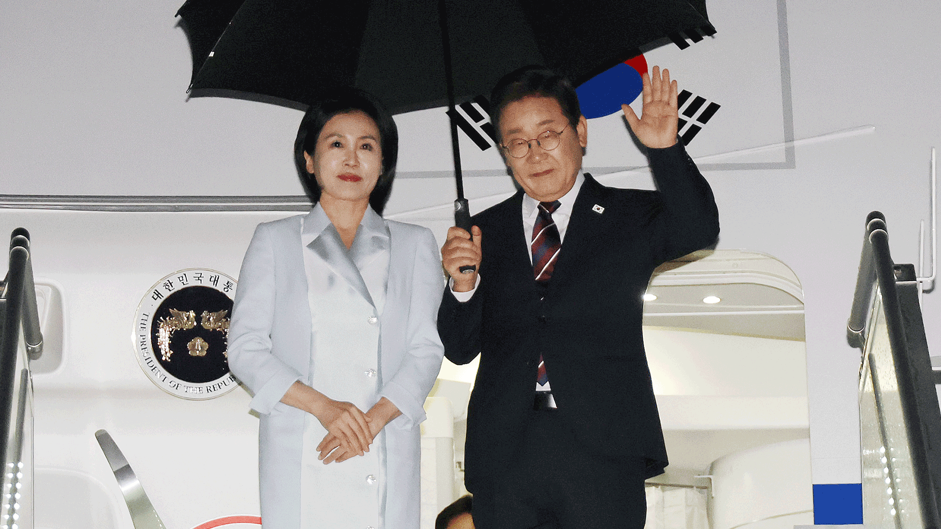 첫 해외 방문 마치고 귀국길…“정상외교 복원·실용외교 첫걸음”