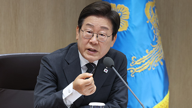 이 대통령, 추경 편성에 “건전 재정 중요하지만 지금은 정부 역할 필요”