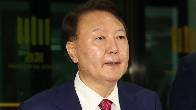[속보] 내란특검, 윤석열 전 대통령 구속영장 청구