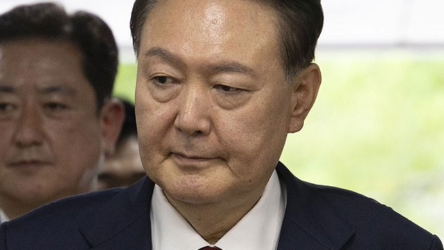 [속보] 내란특검, 윤석열 전 대통령 구속기소