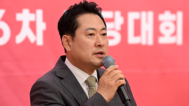 국민의힘 대표에 장동혁 선출…“이재명 정부 끌어내릴 것” 기사 이미지